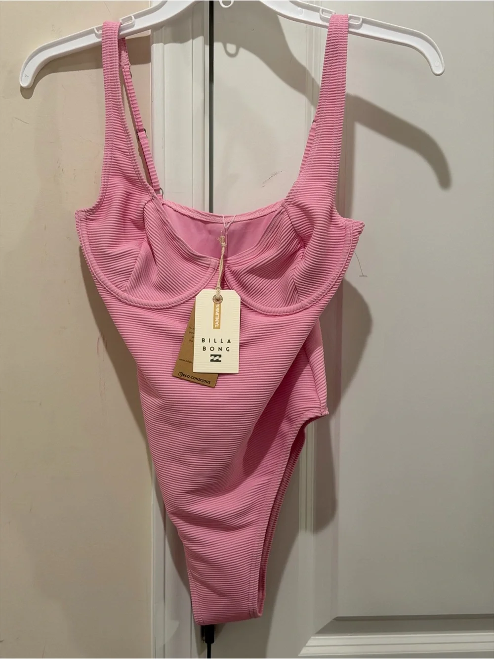 Billabong Tanlines Emma Underwire One-Piece Swimsuit - Pink Dream -Size M/10 NWT - Picture 3 of 11